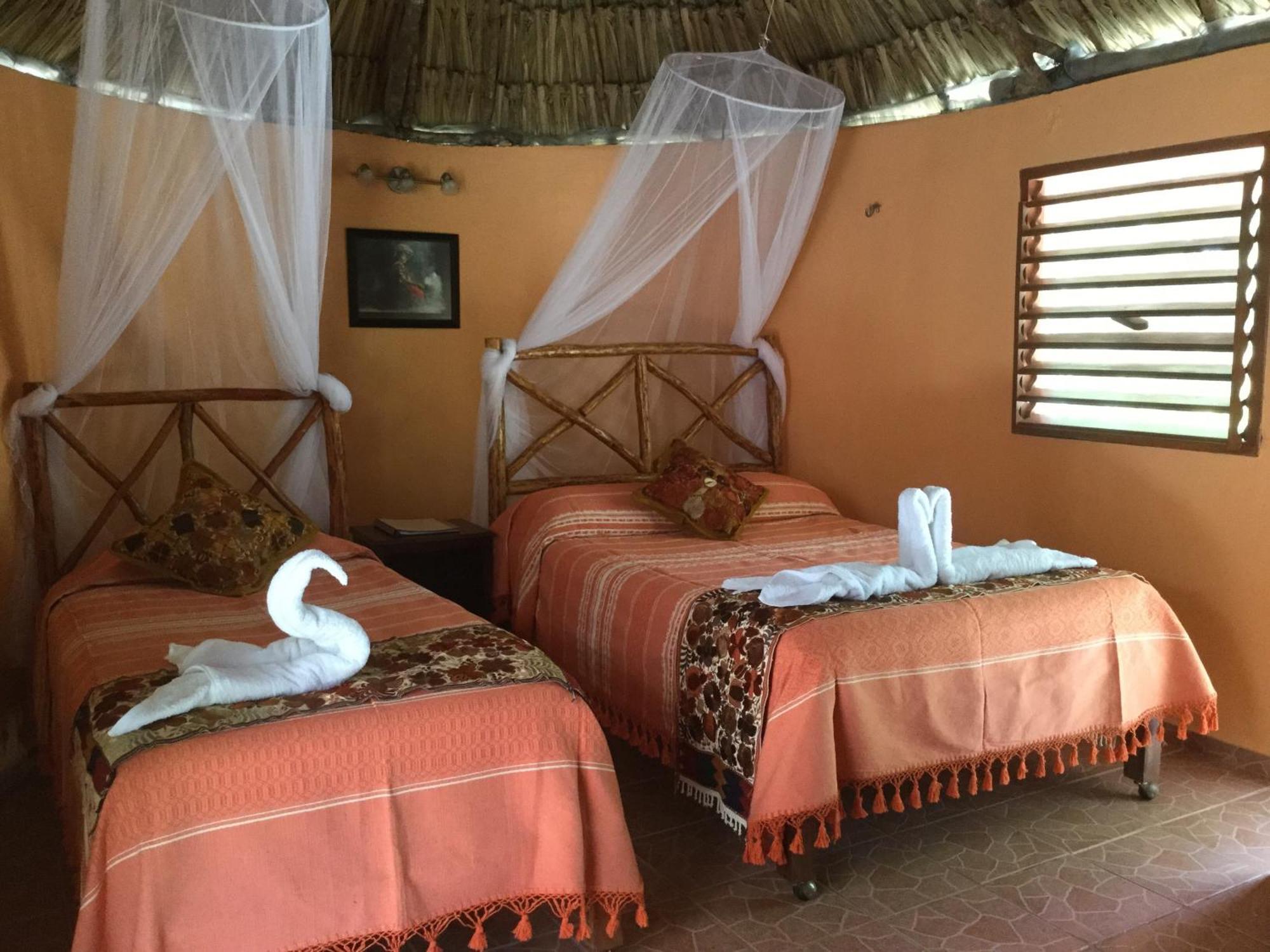 Santa Elena The Pickled Onion B&B And Restaurant Uxmal الغرفة الصورة