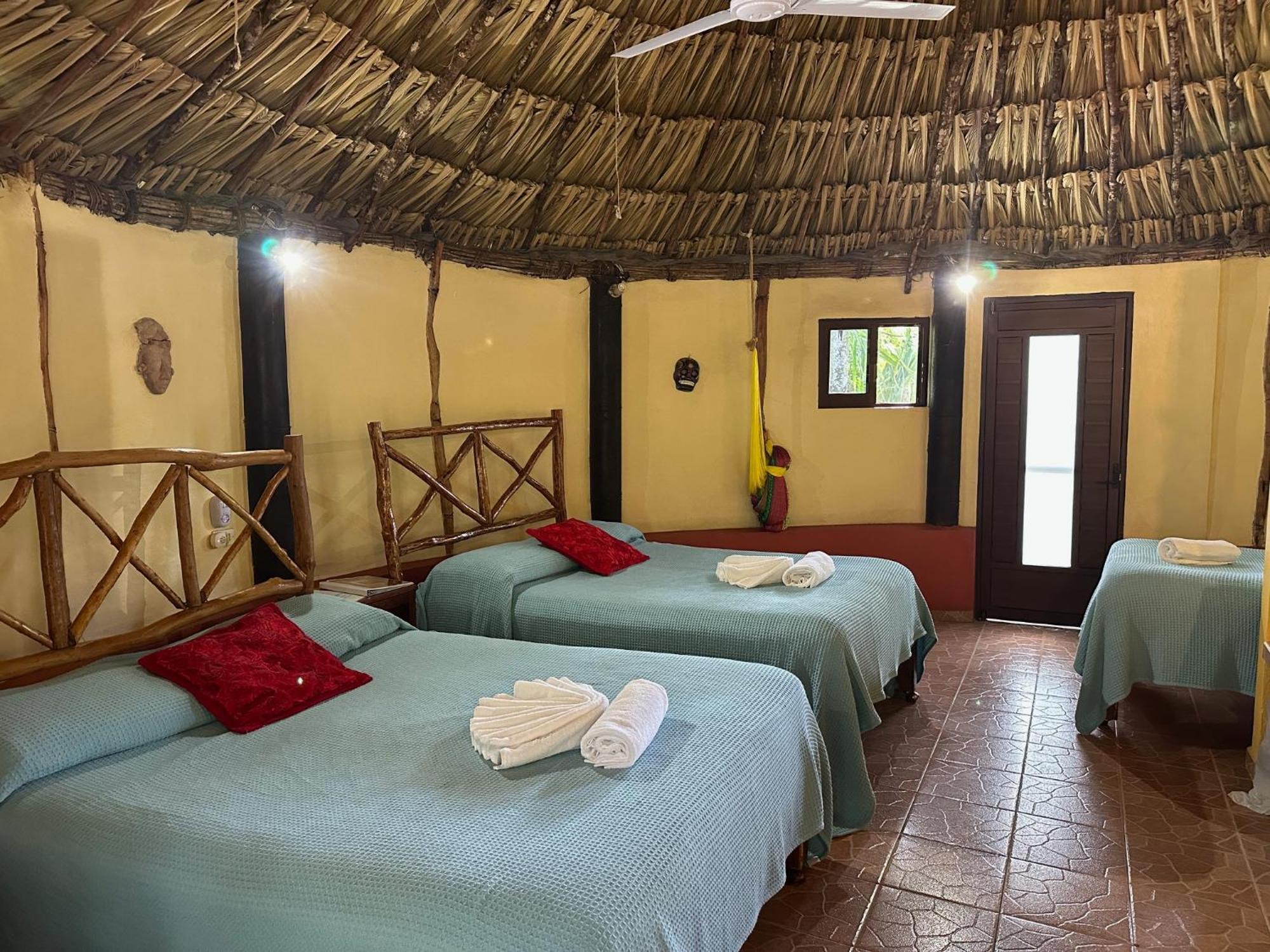 Santa Elena The Pickled Onion B&B And Restaurant Uxmal المظهر الخارجي الصورة